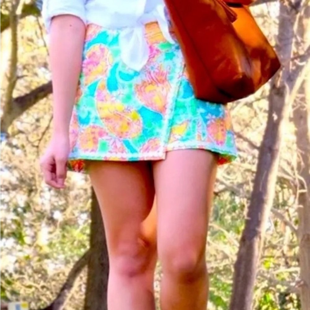 Lilly Pulitzer Pop Goes the Lemur Skort